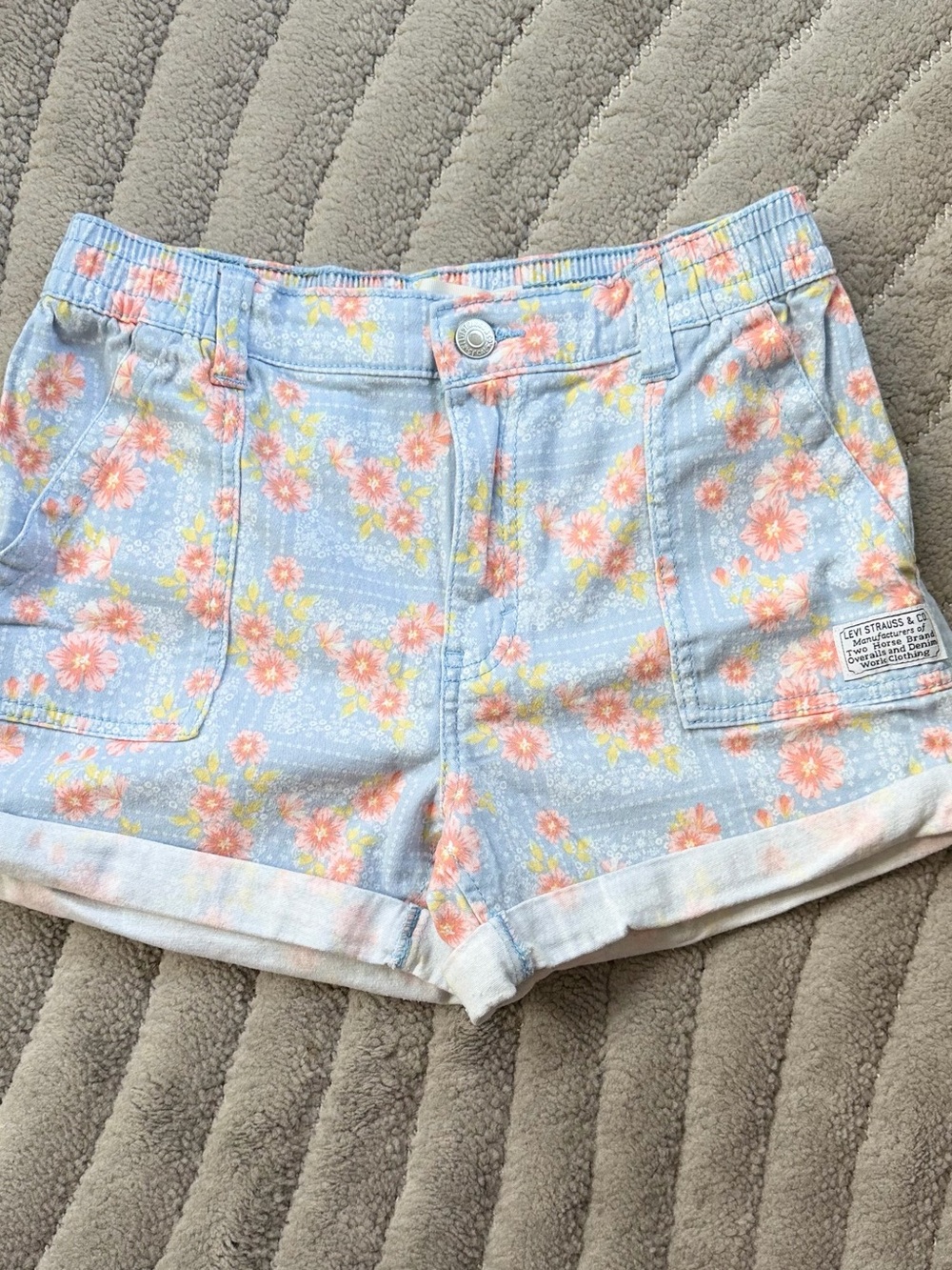 Levi's Pastel Floral Light Blue Denim Shorts -Size 14